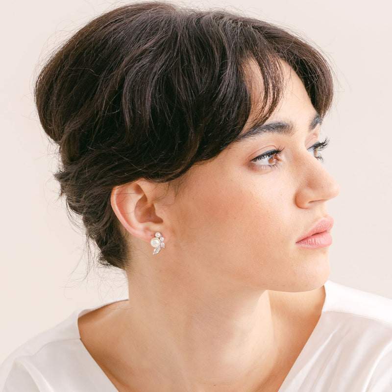 Rosy pearl and crystal stud earrings (silver) - Liberty in Love