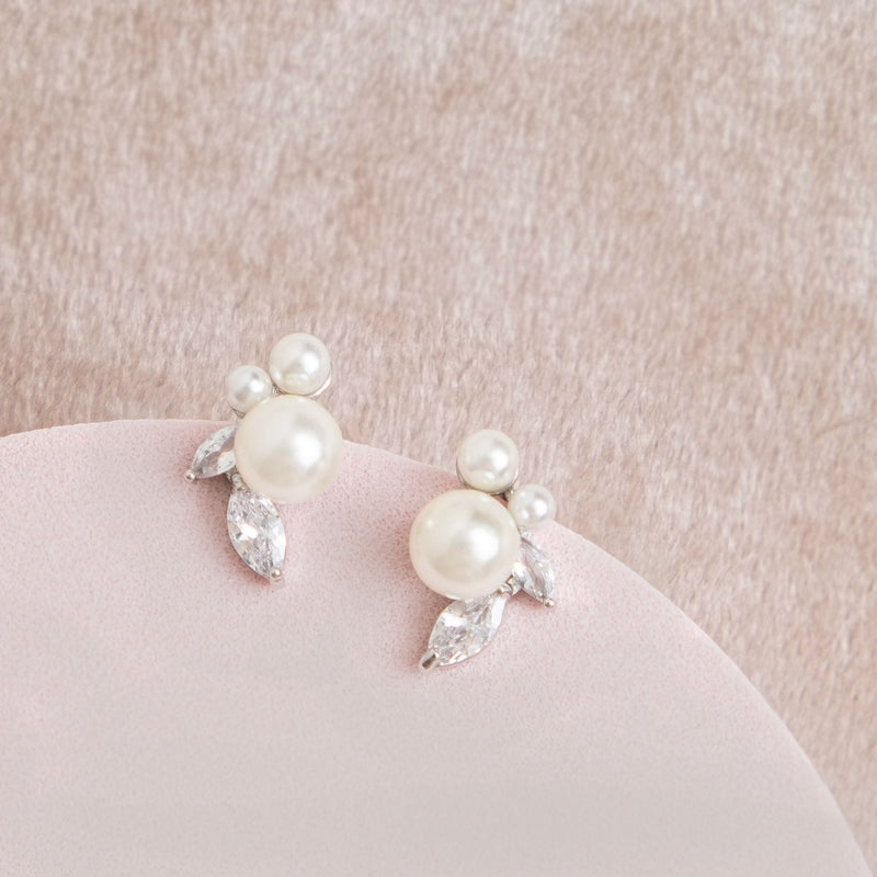 Rosy pearl and crystal stud earrings (silver) - Liberty in Love