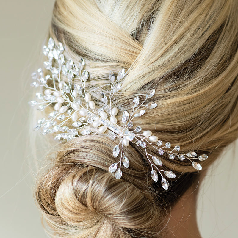 Pearl serenade crystal spray clip (silver) - Liberty in Love
