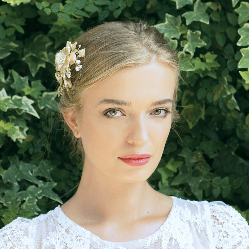Sunflower sparkling gold crystal burst clip - Liberty in Love