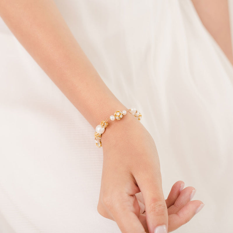 Abigail pearl and diamante bracelet (gold) - Liberty in Love