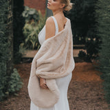 Almond faux fur long stole - Liberty in Love