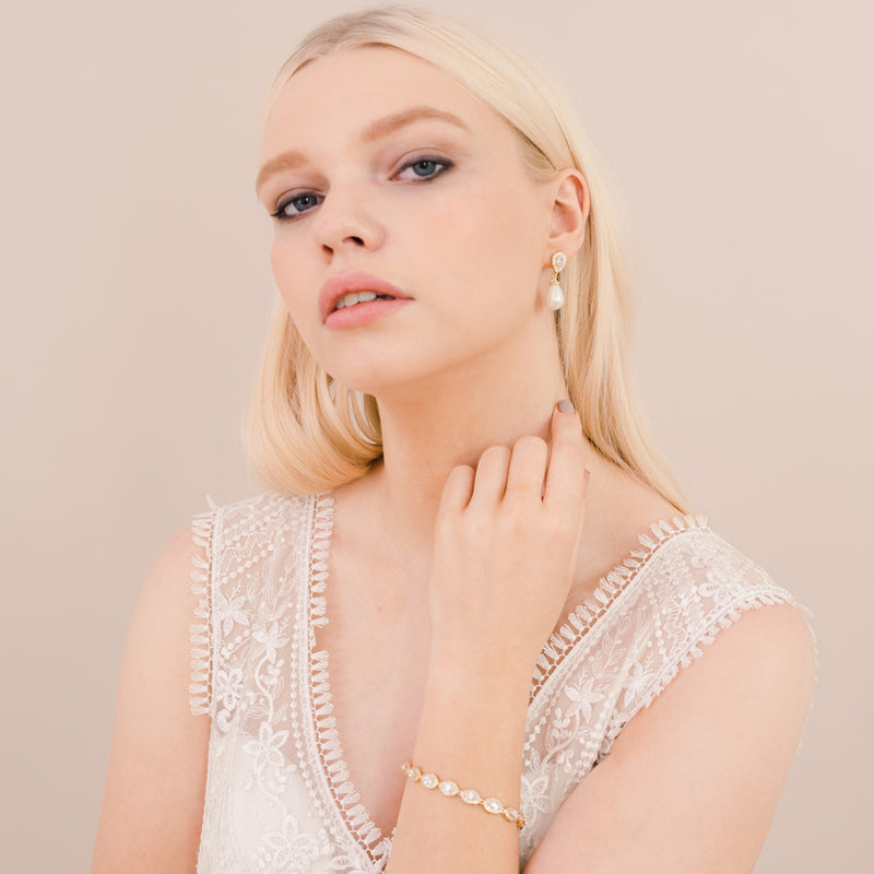 Ambrosia and Promise gold bridal jewellery set - Liberty in Love