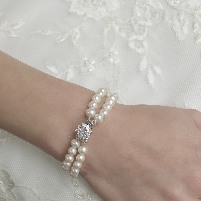 Audrey vintage pearl bracelet - Liberty in Love