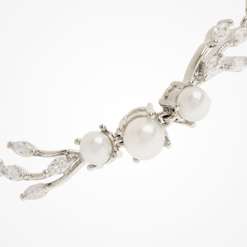 Belgravia pearl and cubic zirconia bracelet - Liberty in Love