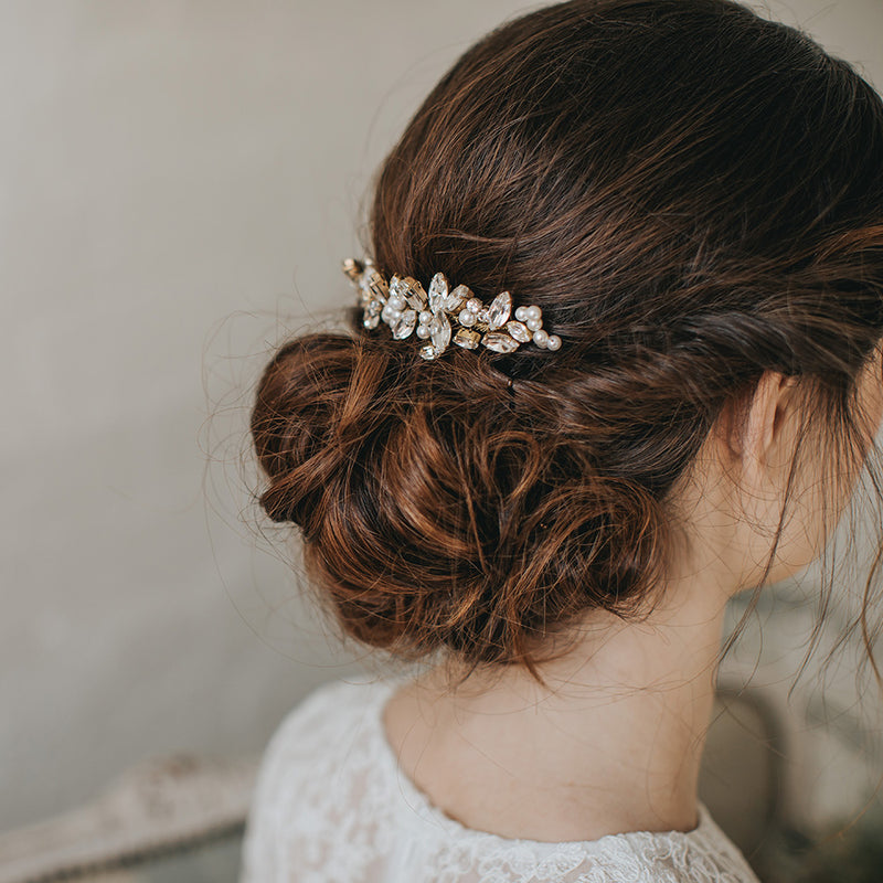 Chasca crystal and pearl hair comb - Liberty in Love