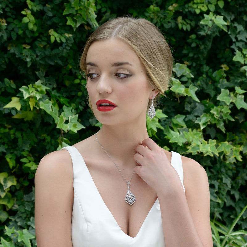 Chinatown crystal pendant necklace - Liberty in Love