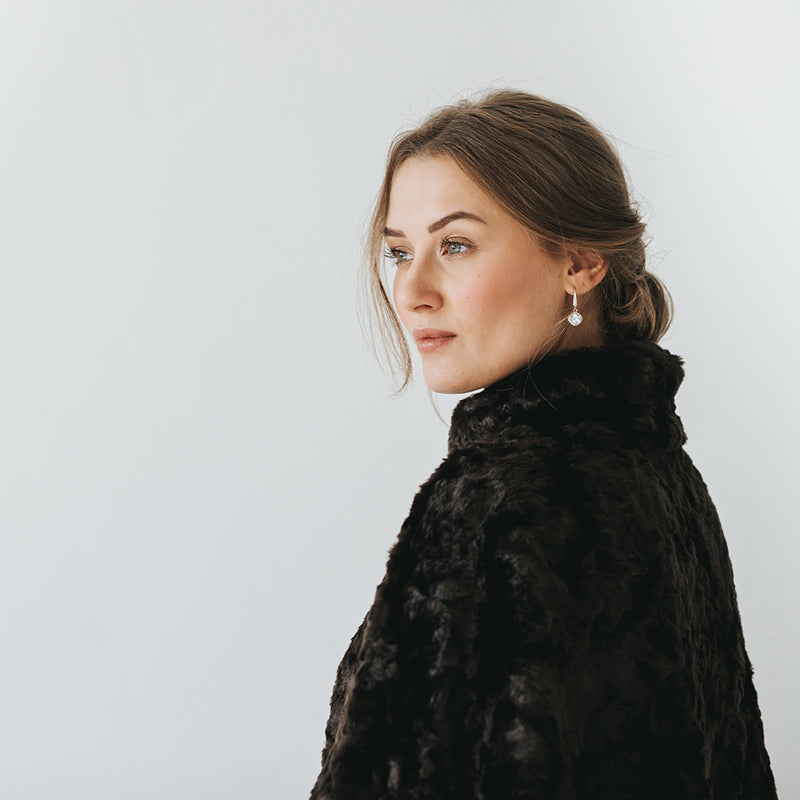 Chocolate faux fur cape - Liberty in Love