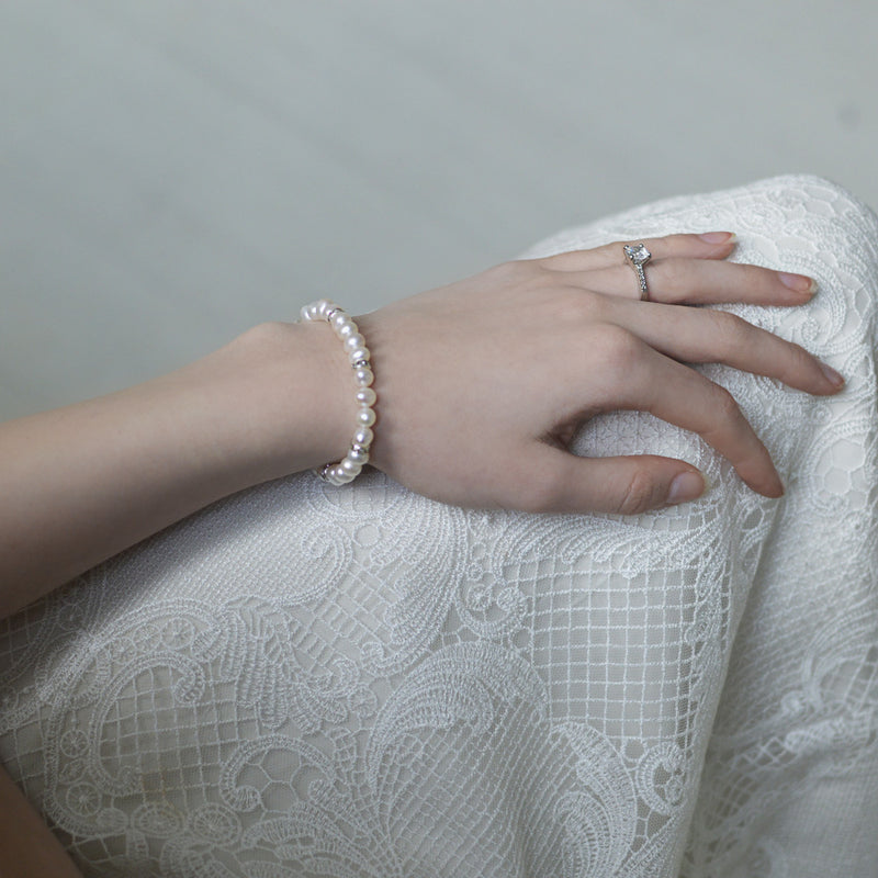 Crystal elegance pearl bracelet (silver) - Liberty in Love
