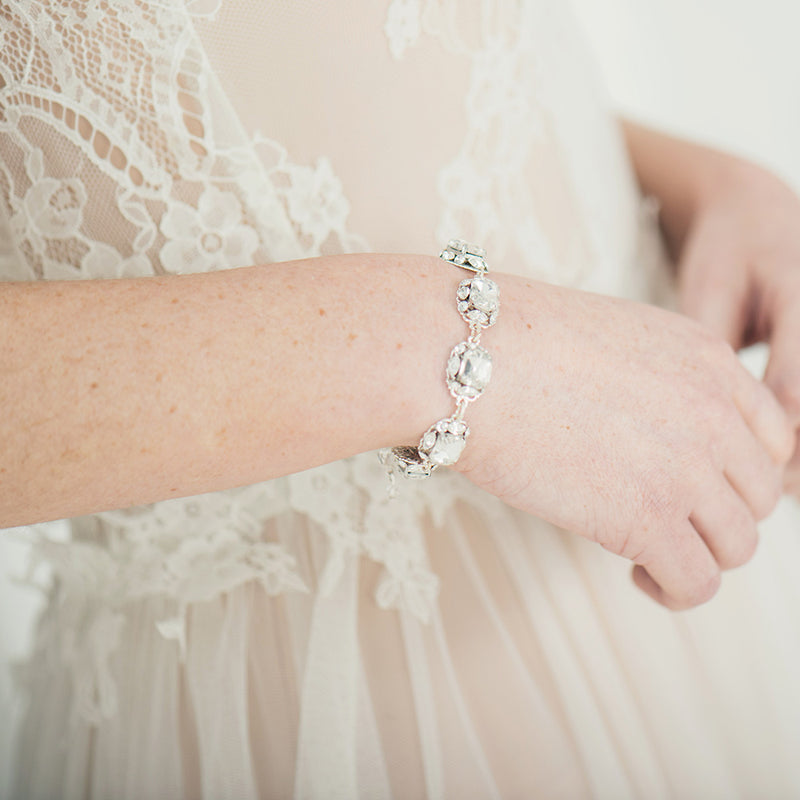 Glisten clustered crystals bracelet - Liberty in Love