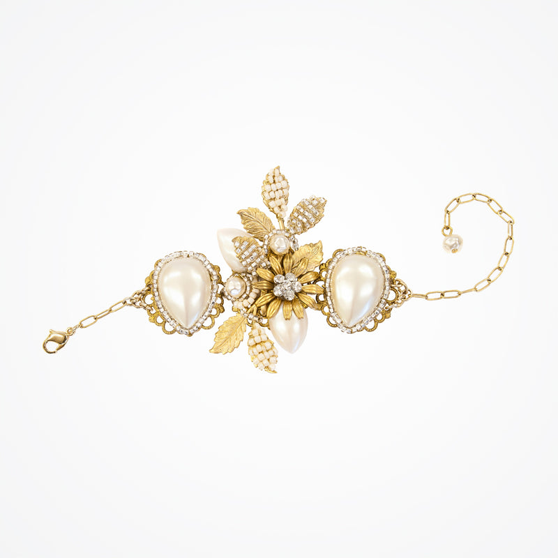 Grace gold flower bridal bracelet - Liberty in Love