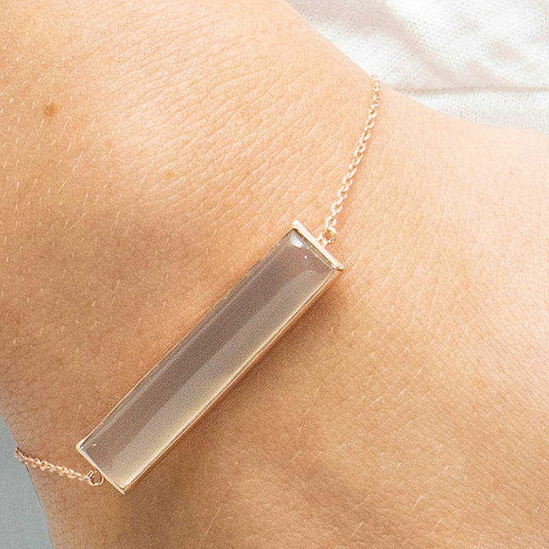 Grand central grey chalcedony bar bracelet - Liberty in Love