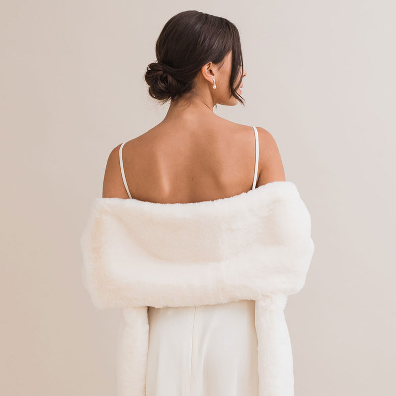 Ivory faux fur slim stole - Liberty in Love