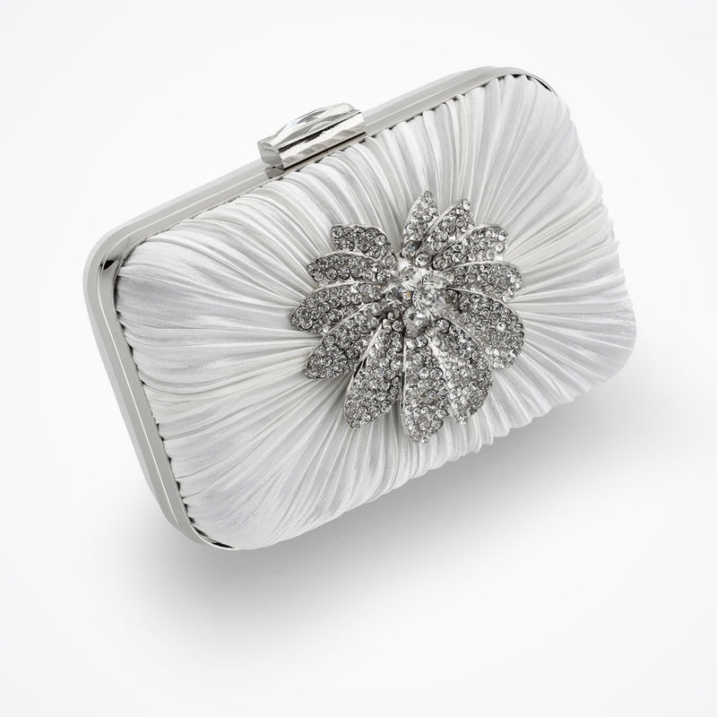 Ivory vintage brooch clutch - Liberty in Love