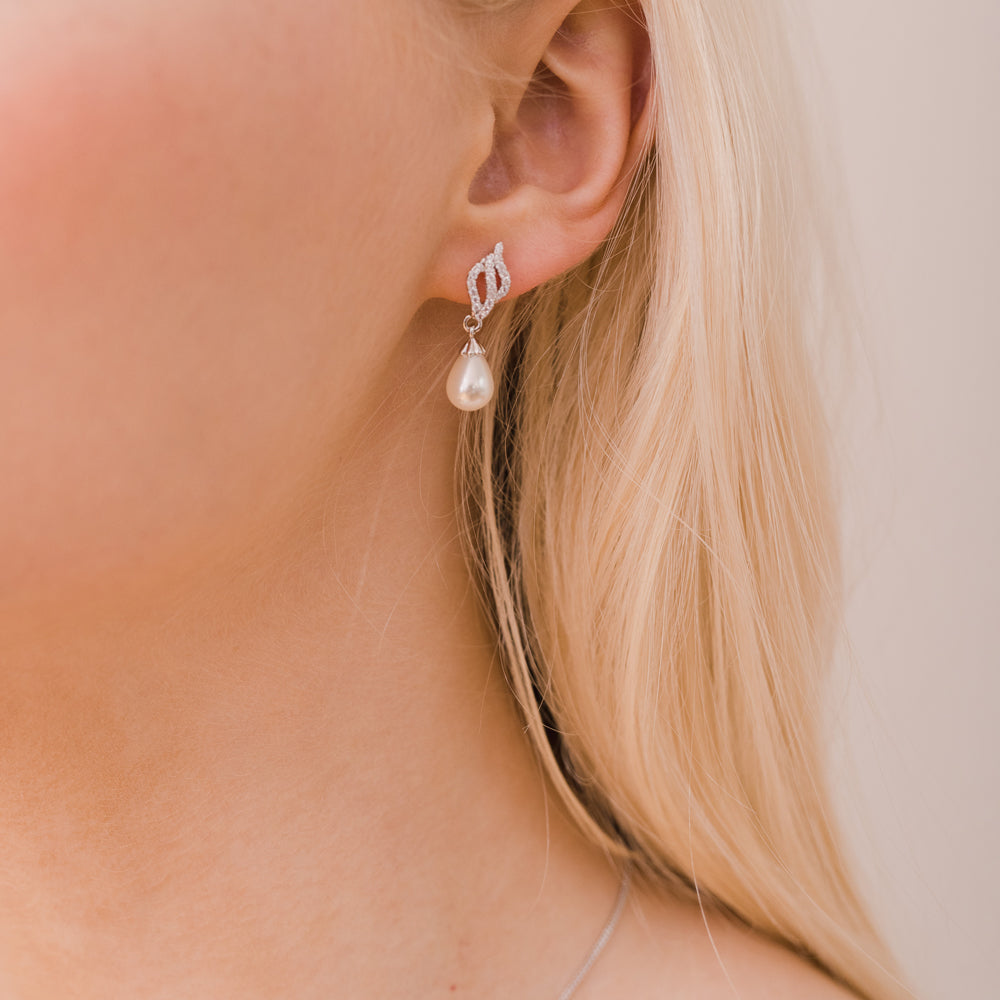 Pearl bridal jewellery set | Lisbon | Ivory and Co – Liberty in Love