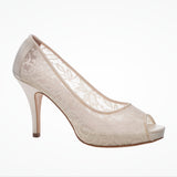 Marlene ivory lace peep-toes - Liberty in Love
