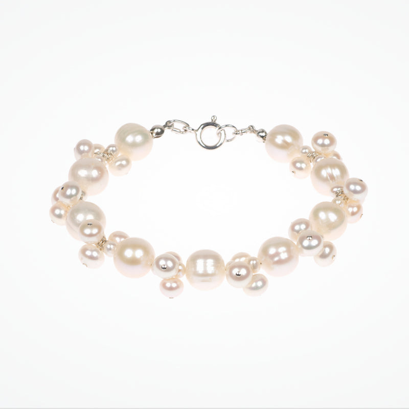 Mont blanc pearl bracelet - Liberty in Love