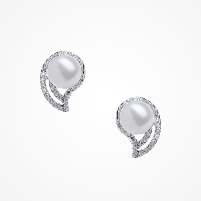 Montana pearl bridal stud earrings - Liberty in Love