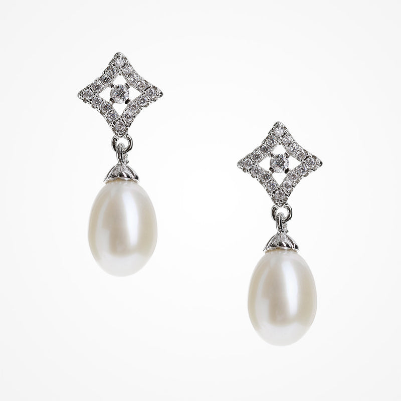 Morocco pearl drop earrings - Liberty in Love