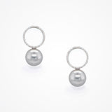 Night fever pearl circle earrings - Liberty in Love
