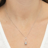 Night fever pearl circle pendant - Liberty in Love