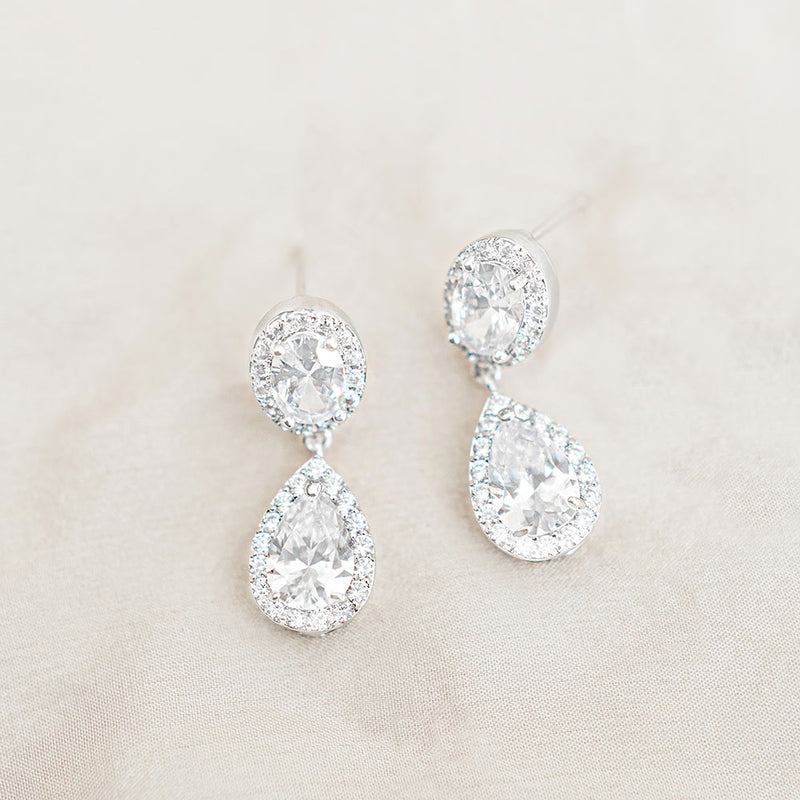Odelia CZ teardrop earrings (silver) - Liberty in Love