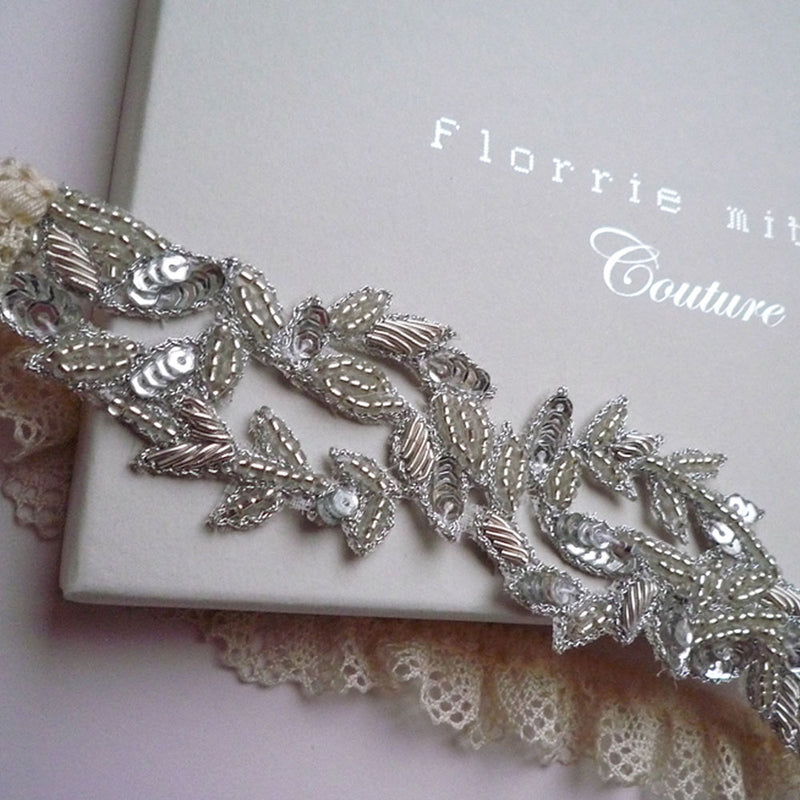 Aphrodite beaded leaf vintage garter (ivory) - Liberty in Love