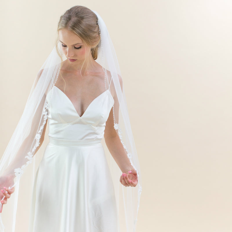 Poppy floral lace edge veil - Liberty in Love