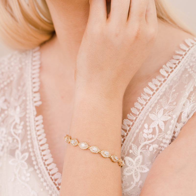 Ambrosia and Promise gold bridal jewellery set - Liberty in Love