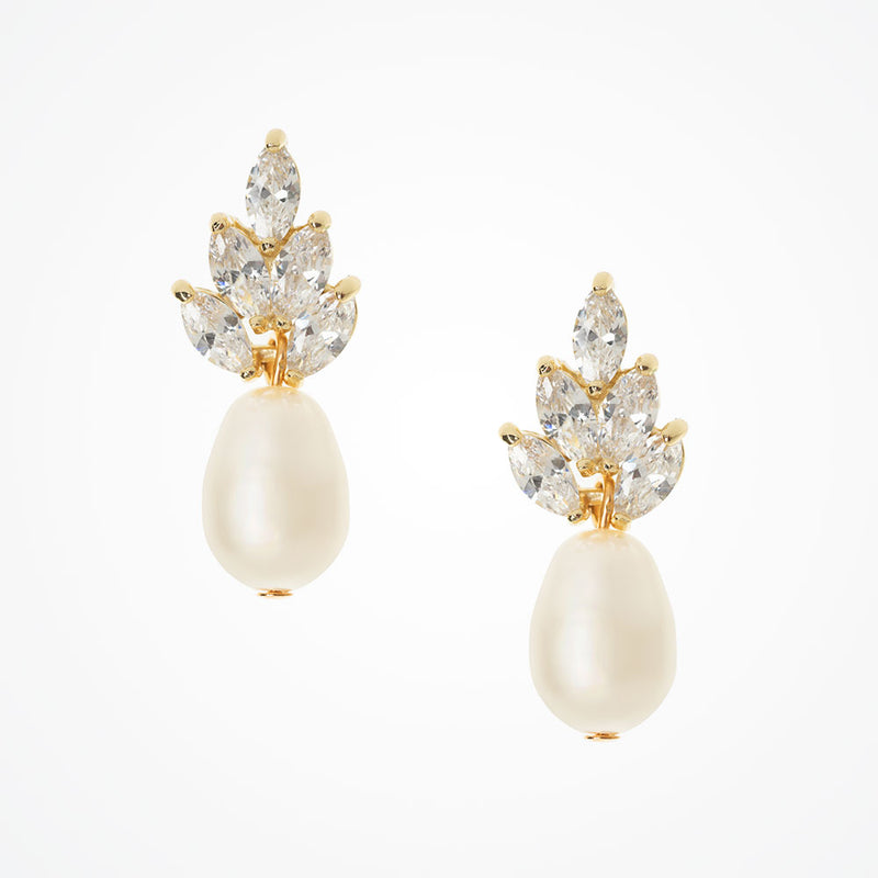 Queenie pearl drop earrings (gold) - Liberty in Love