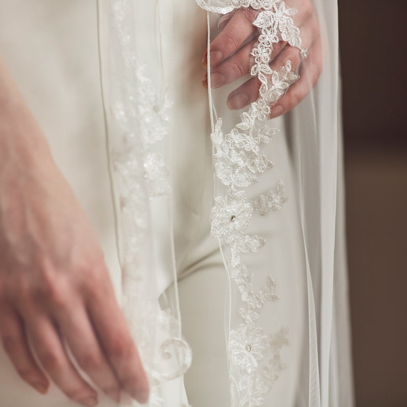 Rose floral lace edge veil - Liberty in Love