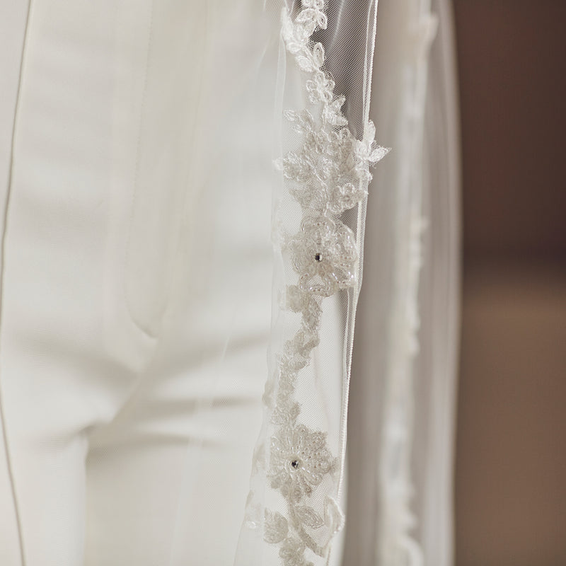 Rose floral lace edge veil - Liberty in Love
