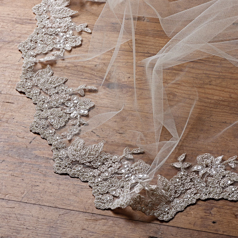 Santa Ana nude lace edge tulle veil - Liberty in Love