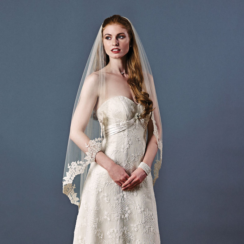 Santa Ana nude lace edge tulle veil - Liberty in Love