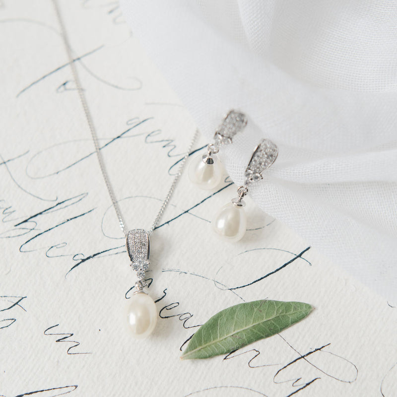 Serrano bridal jewellery set - Liberty in Love