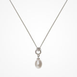 Stockholm pearl pendant - Liberty in Love