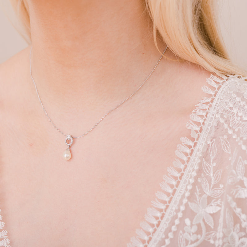 Stockholm pearl bridal jewellery set - Liberty in Love