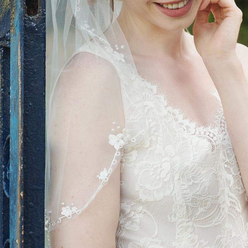 Tulip floral embroidered tulle veil - Liberty in Love