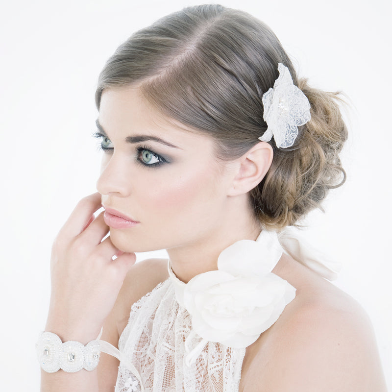 Tulle flower bridal hair comb in ivory (small) - Liberty in Love