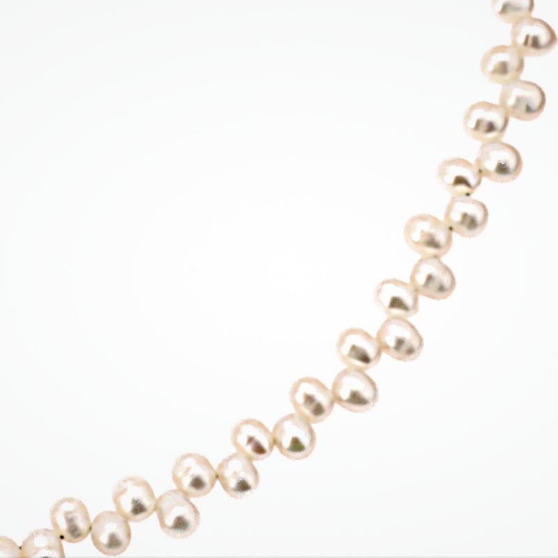 Wisteria pearl wedding necklace - Liberty in Love